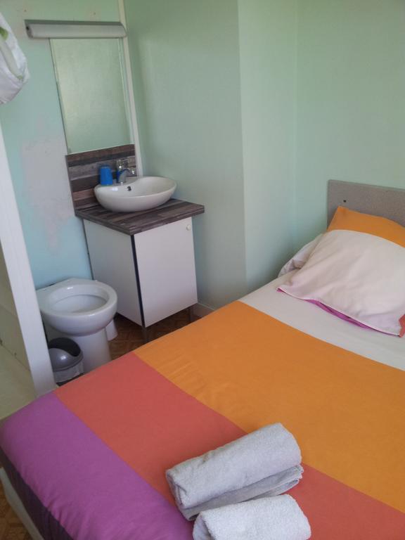 Auberge Bella Riva Creysse  Ruang foto